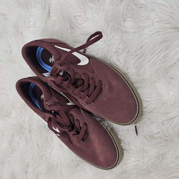 Nike Men\'s Chron 2 SB Burgundy (dark pony) Gum Size 8.5  Sneakers